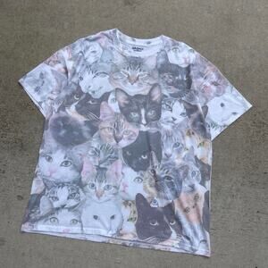 All over print cat tee